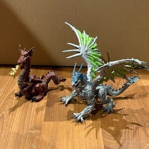 Silver & Green Dragon Action Figure Toy Set - Fantasy Play